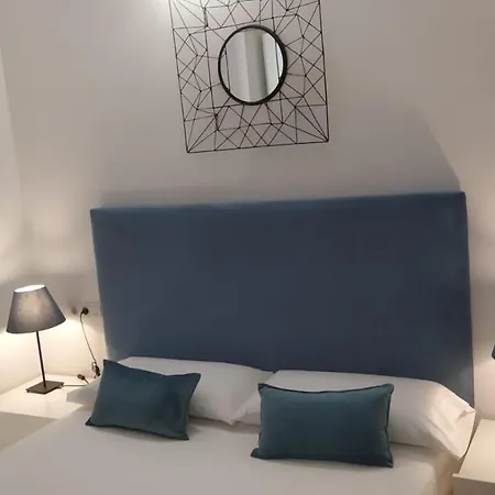 Centro By Renthas Apartmán