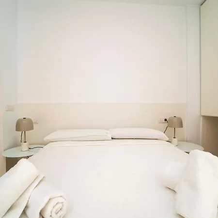 Centro By Renthas דירה